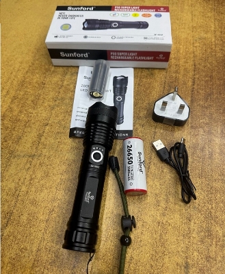 Picture of Sunford SF-454Z Telescopic Zoomable 20W High Powered Zoom Torch / Flash Light - 1 Piece ( Black )