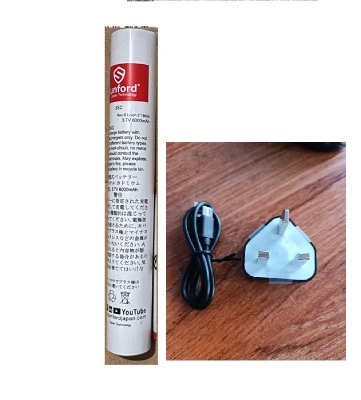 Picture of Sunford  SF-471ZL Telescopic Zoomable 20W High Powered White LASER LED Zoom Torch / Flashlight with Adapter  - 1 Piece ( Black )