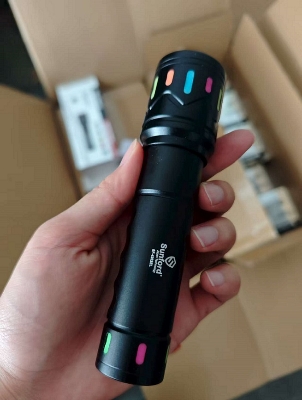 Picture of Sunford SF-4213ZL Telescopic Zoomable 10W High Powered White LASER LED Zoom Flashlight / Torch - 1 Piece ( Black )