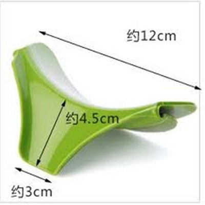 Picture of 1 Pcs Anti-Spill Slicone Slip On Pour soup spout