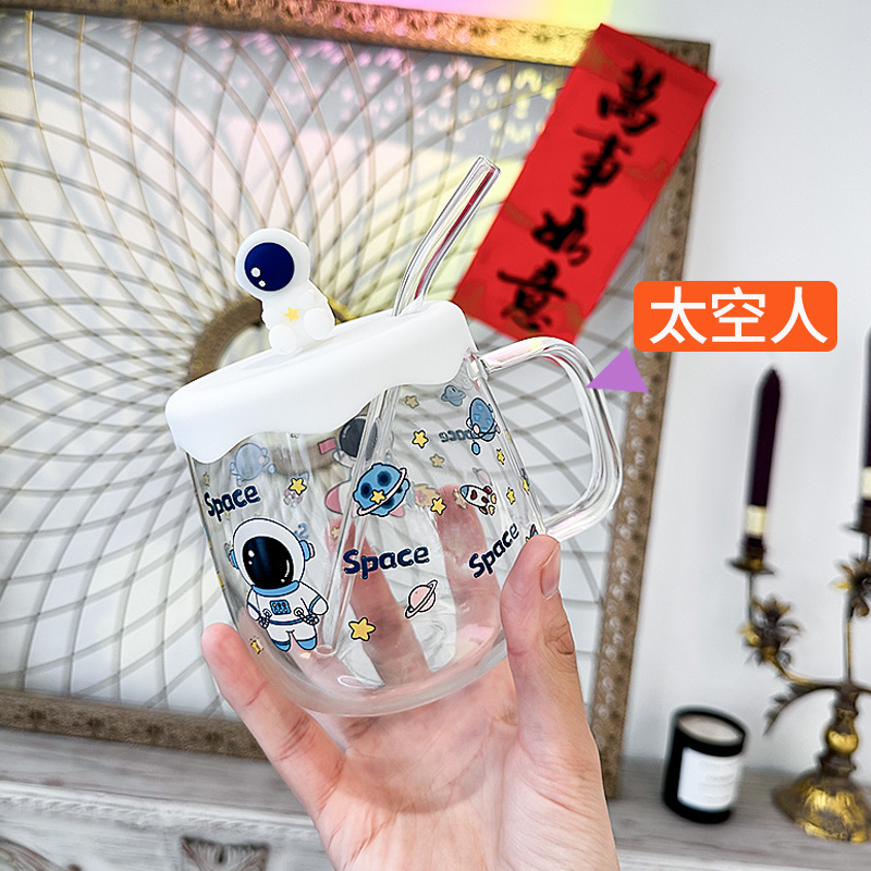 Picture of Creative printed glass straw cup with lid high borosilicate glass heat-resistant mug(astronaut print 500)