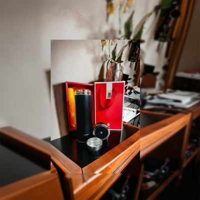 Picture of 400ml five-Layer Stainless Steel Vacuum bottle Mug with  gift bag Water Bottle For Office Tea Coffee Mugs(1 pcs randomly)
