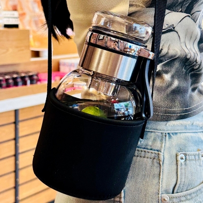 Picture of glass Water Bottle with Time Marker Creative Large Capacity Leakproof Drink Bottle FOR ALL(800ml with cover)