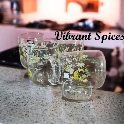 Picture of Heat-resistant thickened  glass cup with simple large-capacity drinking cup tea cup household transparent cup men and women tea 4pcs  set(floral design 520ml 4 pcs)