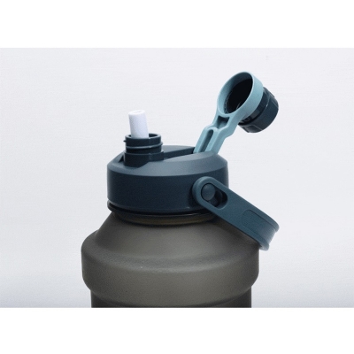 Picture of new 1800ml portable water cup straw bucket with novel shape ton bucket frosted space Cup large capacity color cup(multicolour)