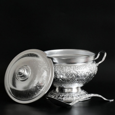 Picture of Aluminum vintage Thai soup pot / food dish crafts  soup dessert containe home accessories(silver)