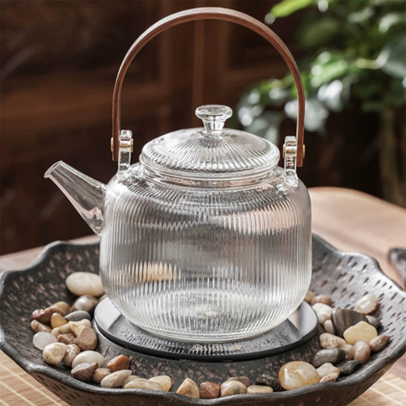 Picture of 800ml wooden handle  Borosilicate Glass Teapot, Loose Leaf Tea Kettle, Borosilicate Glass Heat Resistant Clear Leaf Teapot with glass Infuser Strainer for Microwavable and Stovetop Safe(800ml glass tea pot)