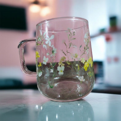 Picture of 520ml Heat-resistant thickened  glass cup with simple large-capacity drinking cup tea cup household transparent cup men and women tea 4pcs  set(borosilicate mug 1pc)