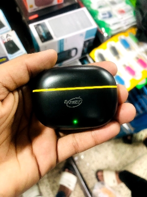 Picture of EXPERT Wireless Stereo Earbuds | 65H Play Time | ENC Noise Reduction | Buds T200 Lite - Black