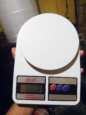 Picture of High Quality SF-400 Digital Kitchen Scale | LCD Food Weighing Scale 5kg/10kg | Electronic Kitchen Scale with 1g Accuracy | AA Battery Powered - White