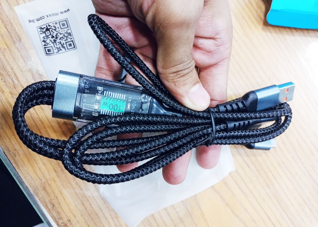 Picture of 3-in-1 100W Fast Charging Cable | Smart Multi-Interface USB Cable | Super Fast Charging for Apple, Samsung, OPPO & Car Use - Black