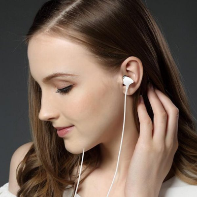 Picture of Original UiiSii C100 Earphone