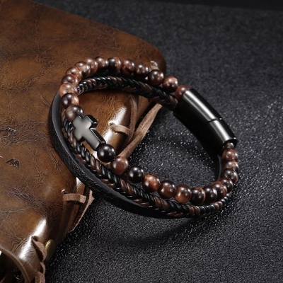 Picture of Leather Braided Bracelet For Men