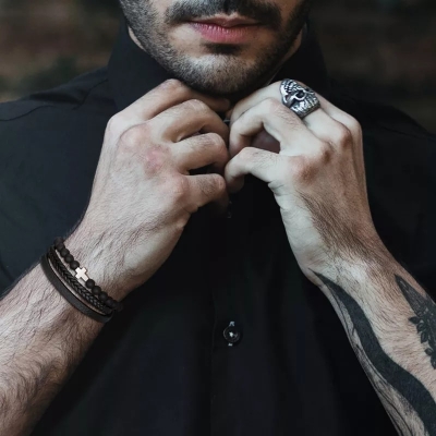 Picture of Leather Braided Bracelet For Men