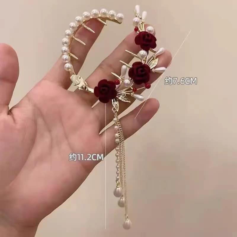 Picture of Understated -Craftsmanship and Trendy -Korean Crystal Rhinestone Butterfly Pearl Tassel Hairpin For Women- Progressively Better