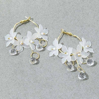 Picture of Refined Taste - Fashion Flower Tassel Drop Earrings For Women Trendy Shiny Moon Star Pearls Dangle Earrings - Durabilty Assured