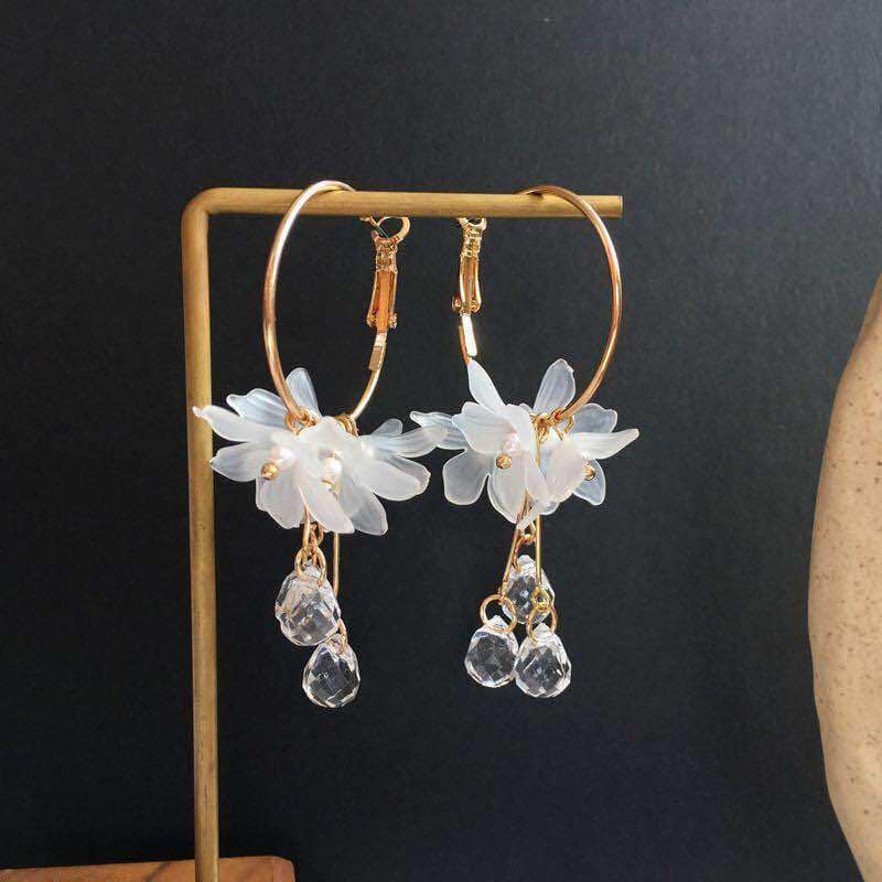 Picture of Refined Taste - Fashion Flower Tassel Drop Earrings For Women Trendy Shiny Moon Star Pearls Dangle Earrings - Durabilty Assured