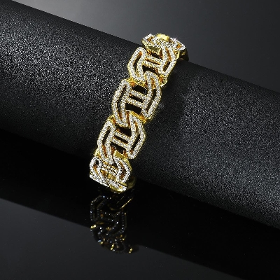 Picture of Trendsetter -Upscale Living -New style Men Cuban Link Chain Bracelet Shiny Rhinestone Inlaid Bangle Jewelry- Inventive Choice