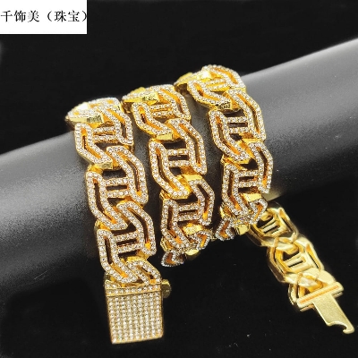 Picture of Trendsetter -Upscale Living -New style Men Cuban Link Chain Bracelet Shiny Rhinestone Inlaid Bangle Jewelry- Inventive Choice