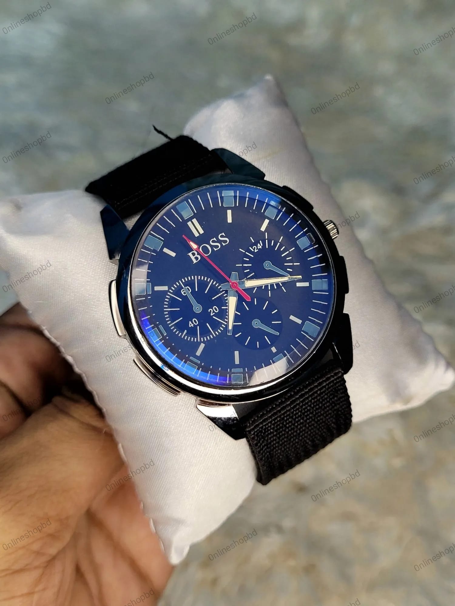 Picture of Fashionable Nylon Belt Stylish Watch For Men