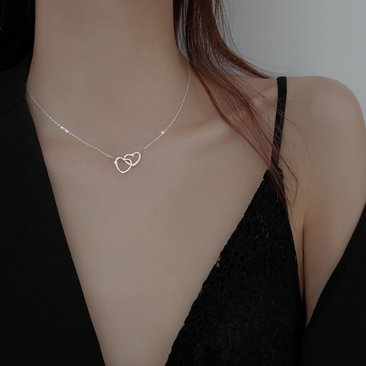 Picture of Sterling Silver Necklace White Plated Korean Fashion Cute Heart Shaped Pendant Necklace For Girls