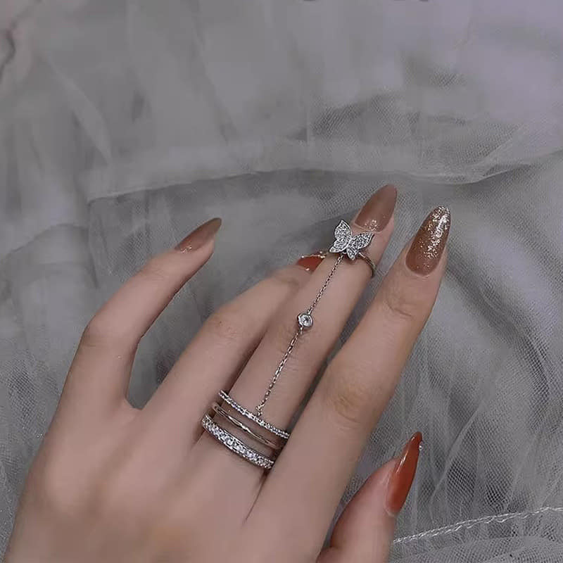 Picture of Butterfly Rings for Women Crystal Rhinestones Finger Ring for Girls with Chain Tassel Finger Tip Rings