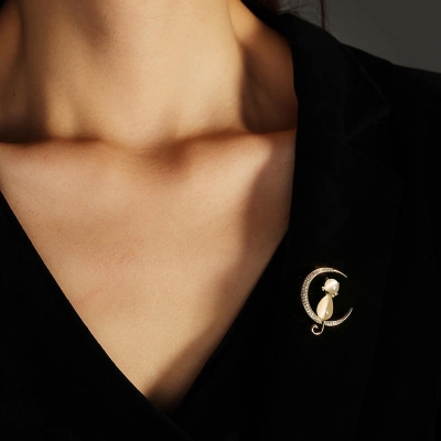 Picture of Moon Cat Hijab pin Fashion Creative Safty Pins For girls and Women