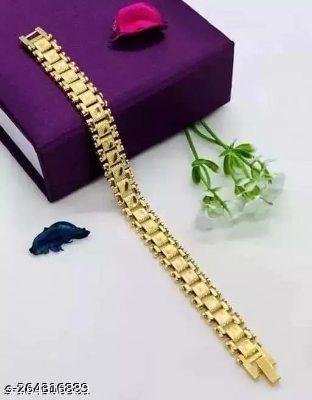 Picture of Gold Plated  Chain Bracelet Wrist Jewelry Gift  For Men  - Golden