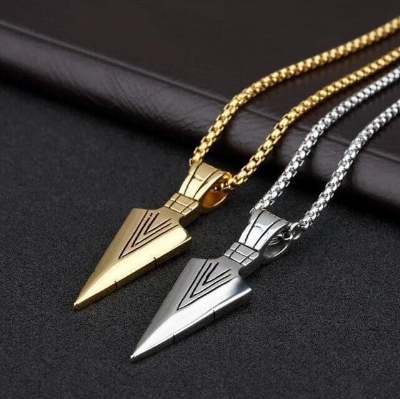 Picture of New Black Silver GoldenArrow Design Pendant for Men Boys Set. Alloy Necklace