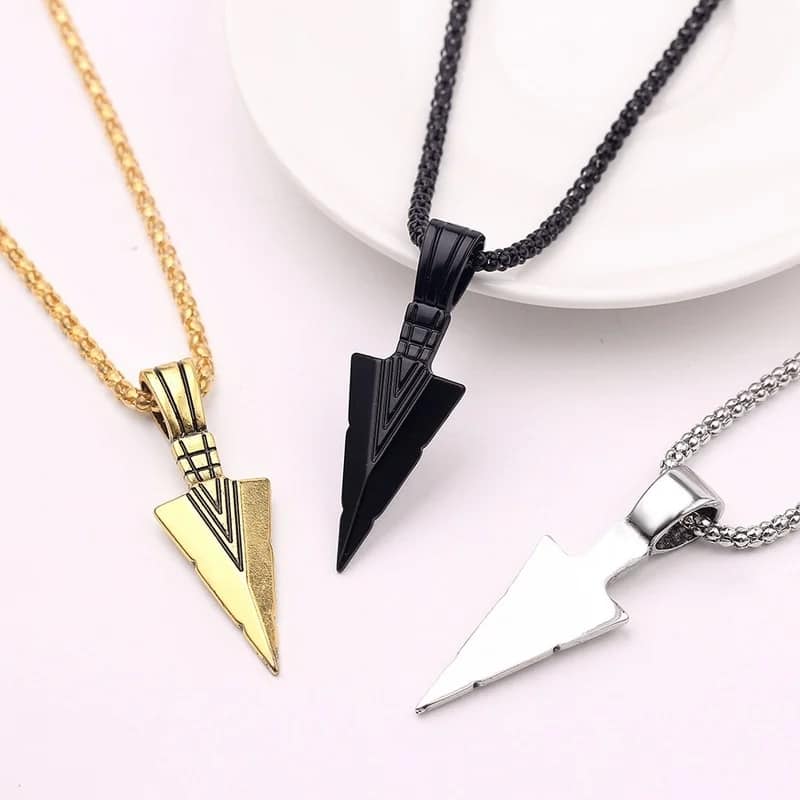 Picture of New Black Silver GoldenArrow Design Pendant for Men Boys Set. Alloy Necklace