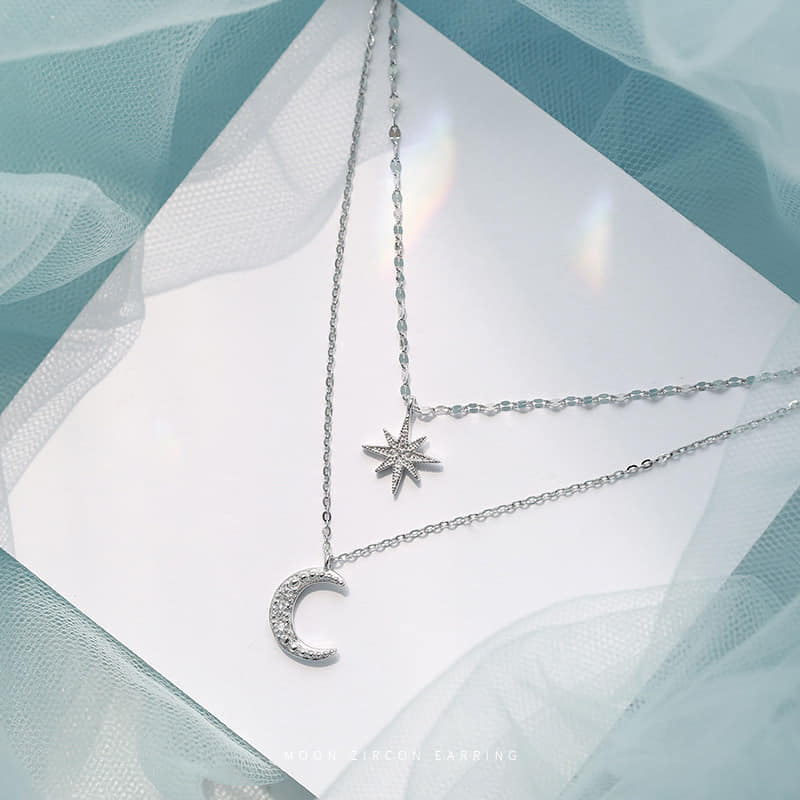 Picture of Cute Zircon Moon Pendant Necklace for Women