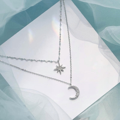 Picture of Cute Zircon Moon Pendant Necklace for Women