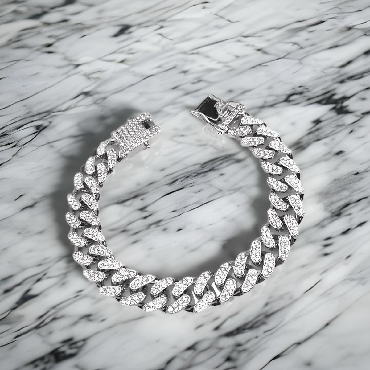 Picture of New Trendsetter -Upscale Living -New style Men Cuban Link Chain Bracelet Shiny Rhinestone Inlaid Bangle Jewelry- Inventive Choice