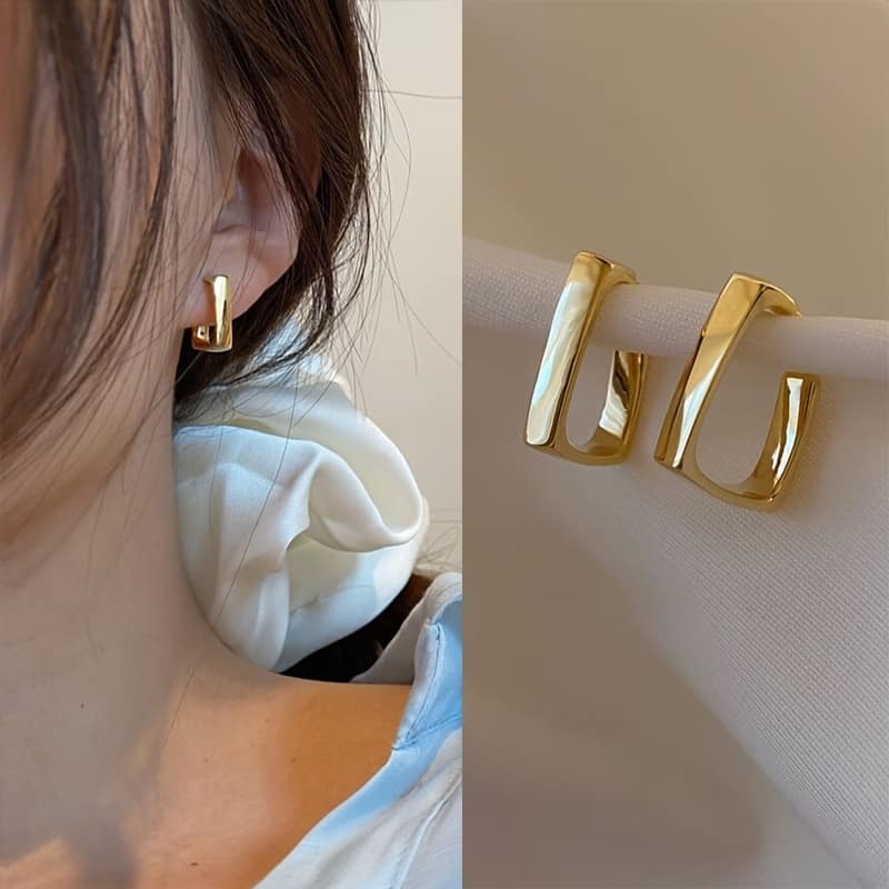 Picture of Antique Geometric Multi-Function Stylish European and American Style Basic Gold Earrings One Pair