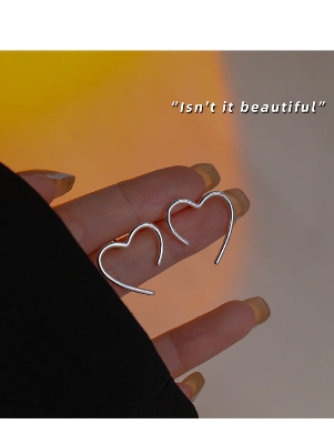 Picture of Trendy Fashionable Korean Elegant Cute Rhinestone Love Pearl Stud Earrings for Girls