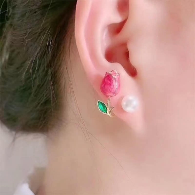 Picture of Pink Tulip Pearl Stud Earrings For Women Two Ways To Wear Ear Studs For Daily Life Party Jewelry Lightweight Ear Cuff Tulip