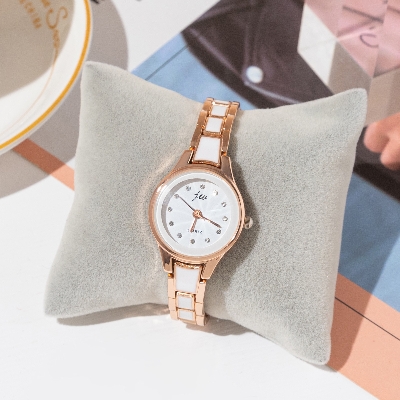 Picture of Ladies Wrist Watch New for Girls
