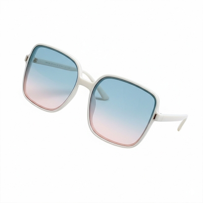 Picture of Stylish Fashionable Square Sunglasses For Women - Sunglasses For Women