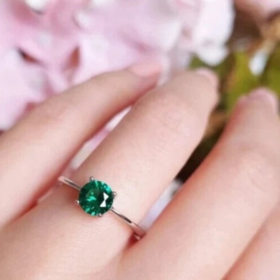 Picture of New Fashion Classic Silver color Women Finger Ring