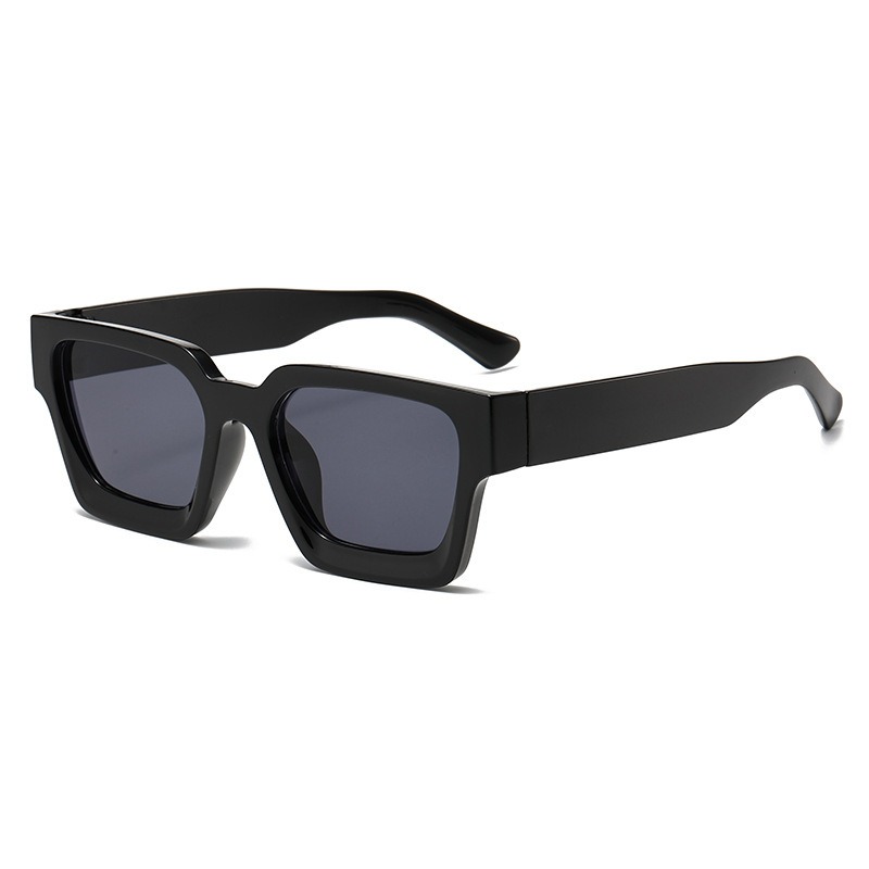 Picture of Stylish Sunglasses for Women Black
