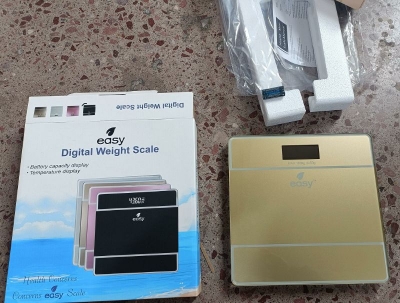 Picture of Digital Weighing Machine (Various Colors) with Home Display for Human Target - Weighing Machine - Multicolor