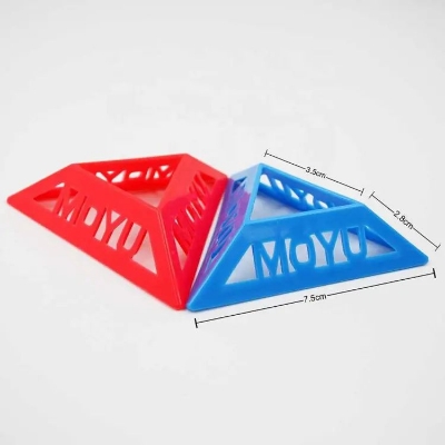 Picture of MOYU plastic cube stand , very fancy
