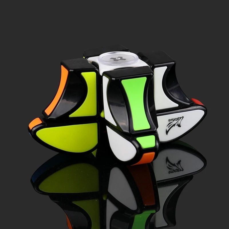 Picture of QiYi Cuberspeed 1x3x3 Spinner Speed Cube Puzzle (1x3x3 Windmill Spinner) 