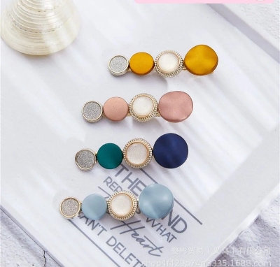 Picture of 4 Pce Fashion Women Pearl Hair Accessories Candy Color Fancy Bobby Hair Pin Decorative Hair Clips for Girls - Multicolor