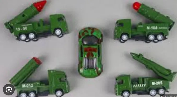 Picture of High Quality ABS Metal 5PCS Military Pull Back Tank Toys Army Car Toys for Kids Green