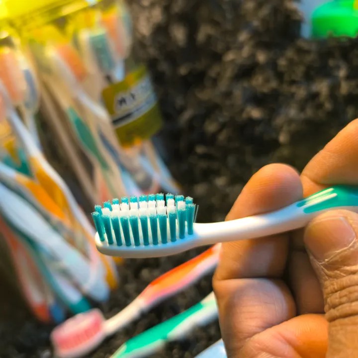 Picture of Matador Soft ToothBrush With Cap- 1 Jar -12 Pcs