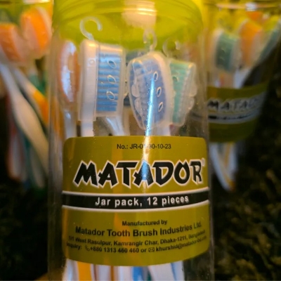 Picture of Matador Soft ToothBrush With Cap- 1 Jar -12 Pcs