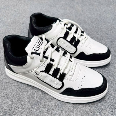 Picture of Men's Low Top Sneakers - New Collection & Comfortable and Suitable for All Seasons