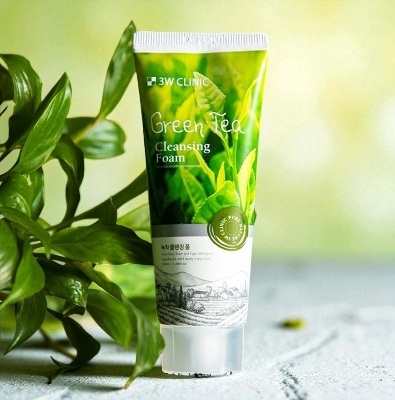 Picture of 3W Clinic Green Tea Moisturizing & Smooth Skin Cleansing Foam- Face Wash (100ml) - 