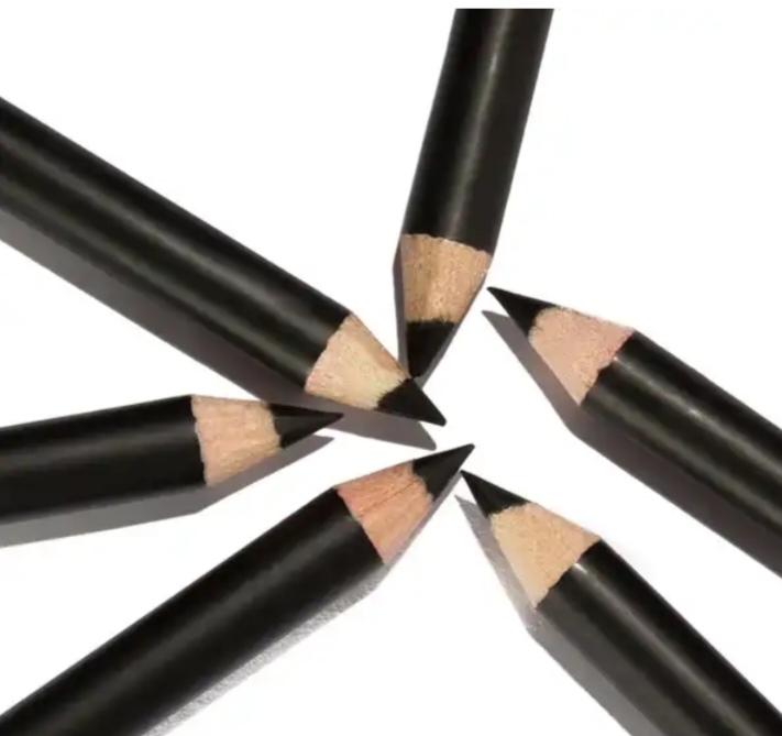 Picture of MENOW Black Velvet Smoothing Eyeliner Pencil/ Kajol- 0.9g (P127) - 